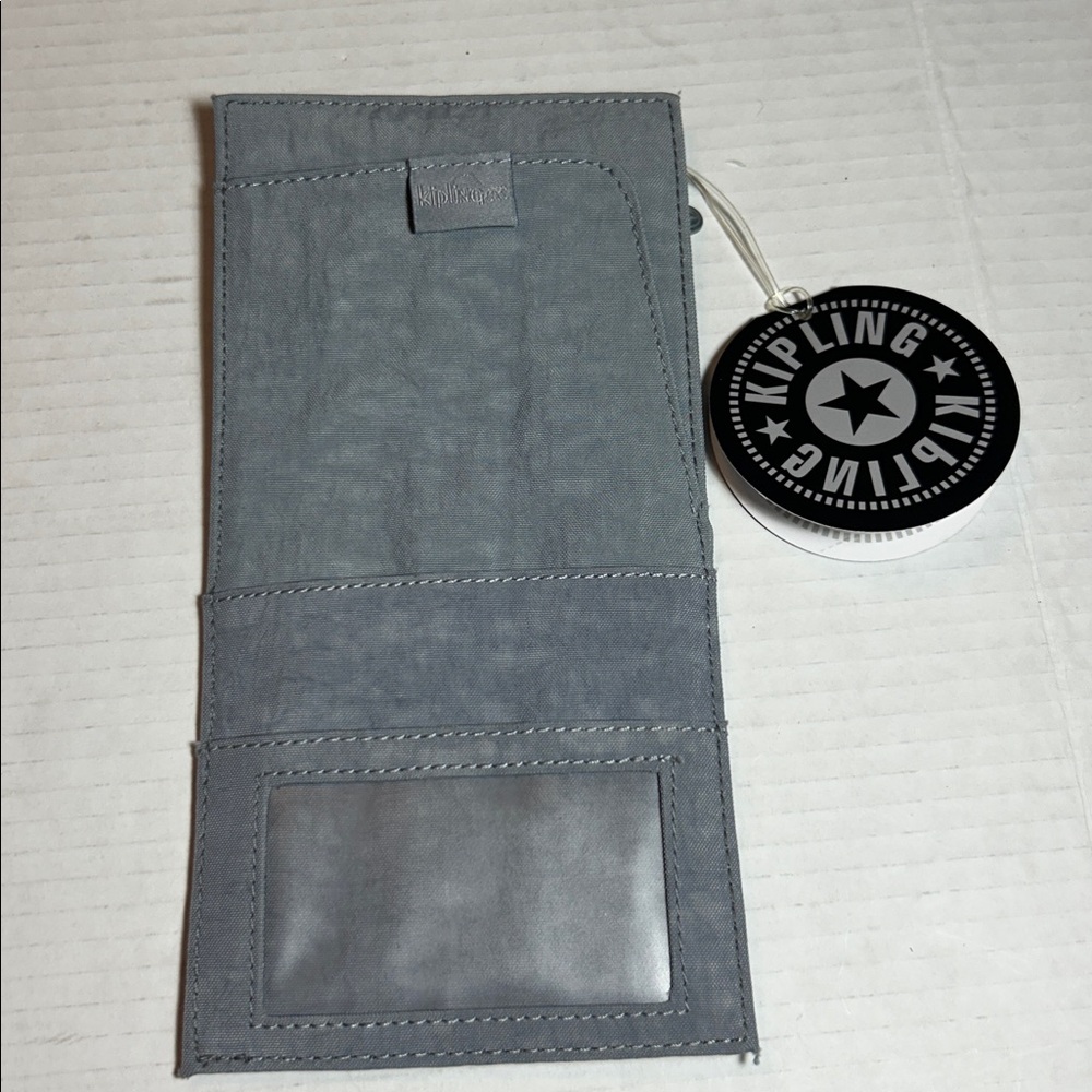 Kippling Travel Gray Passport Holder W/ID /Zipper Pouch -NEW